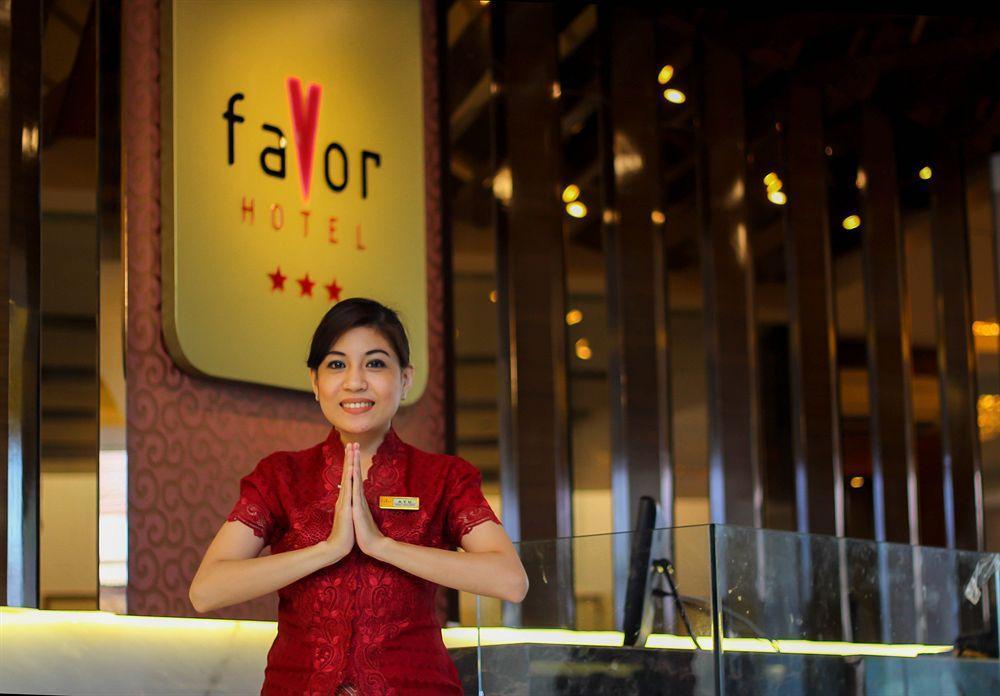 Favor Hotel Makassar City Center By Life Εξωτερικό φωτογραφία